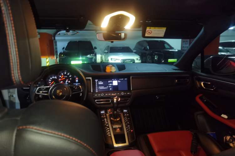 Used Porsche Macan 2020 Macan 2.0T Headliner