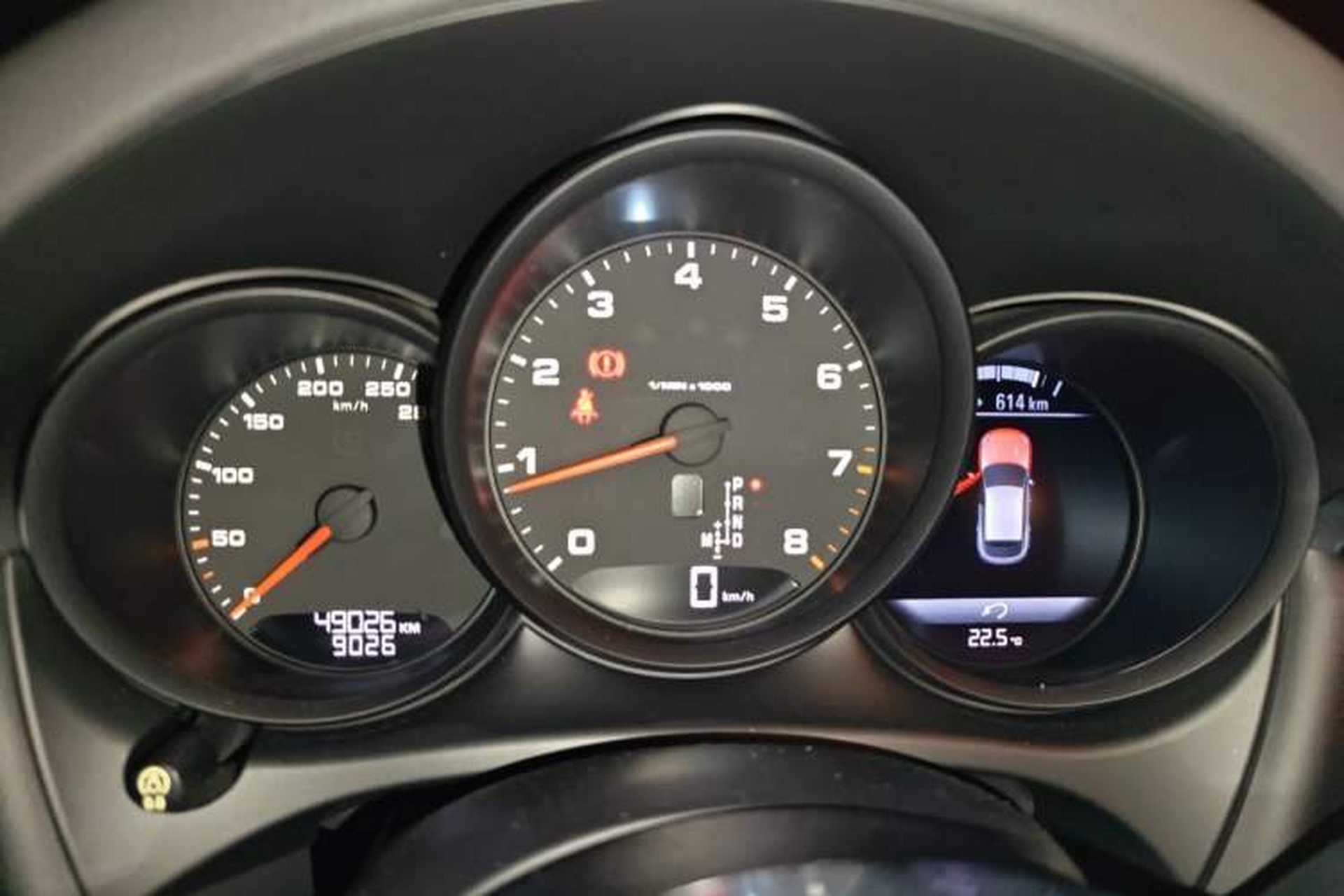 Used Porsche Macan 2020 Macan 2.0T Instrument Cluster