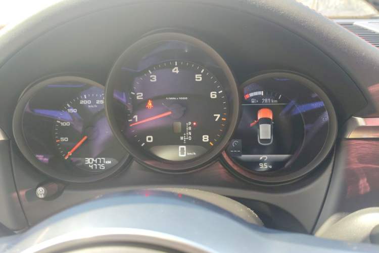 Used Porsche Macan 2020 Macan 2.0T Instrument Cluster