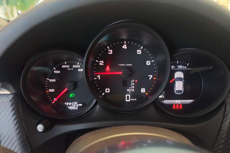 Used Porsche Macan 2020 Macan 2.0T Instrument Cluster
