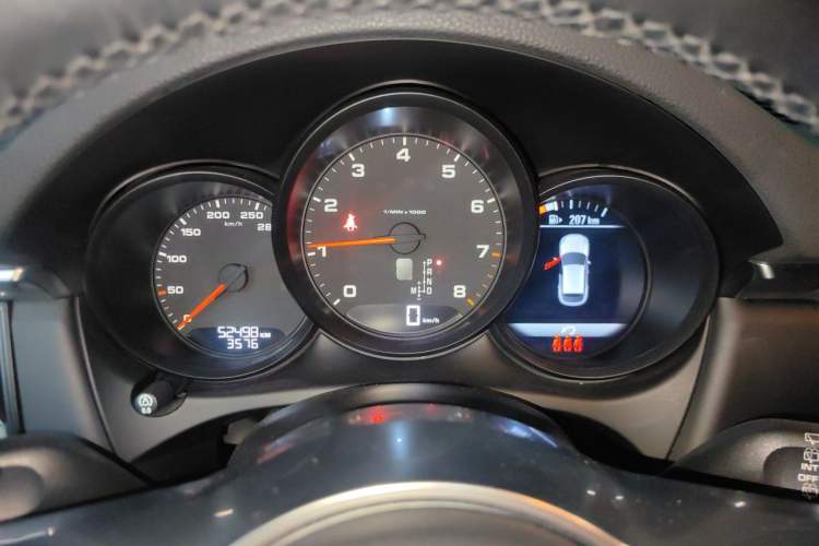 Used Porsche Macan 2020 Macan 2.0T Instrument Cluster