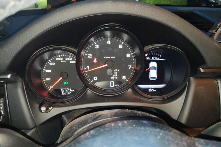 Used Porsche Macan 2020 Macan 2.0T Instrument Cluster