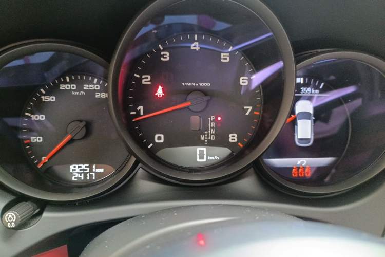 Used Porsche Macan 2020 Macan 2.0T Instrument Cluster