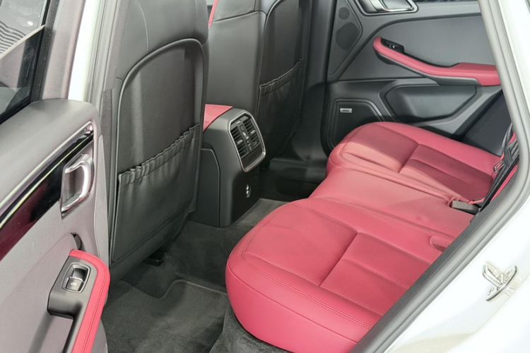 Used Porsche Macan 2020 Macan GTS 2.9T Interior 7