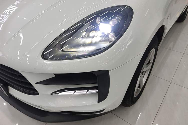 Used Porsche Macan 2020 Macan 2.0T Left Front Headlight