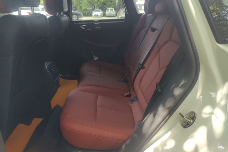 Used Porsche Macan 2020 Macan 2.0T Left Rear Seat
