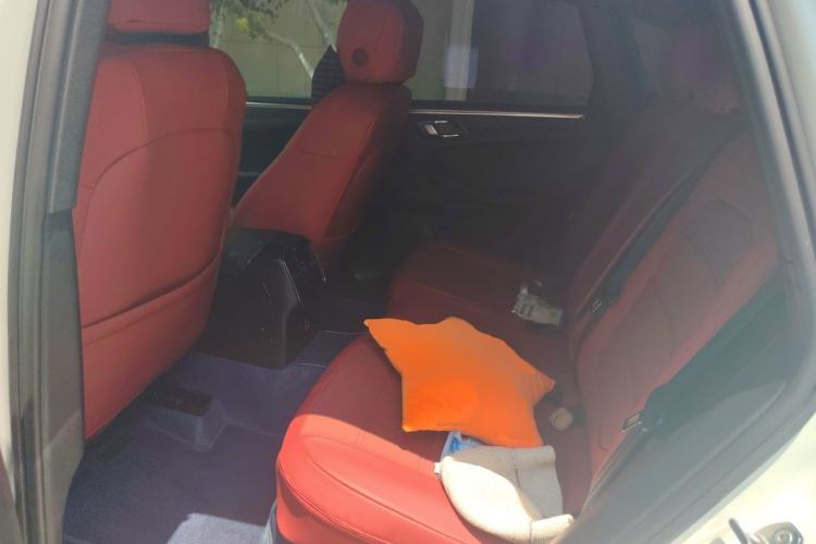 Used Porsche Macan 2020 Macan 2.0T Left Rear Seat