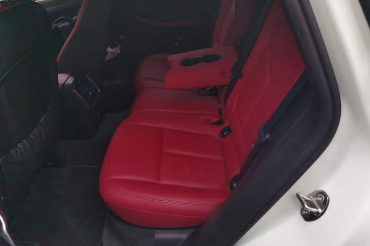 Used Porsche Macan 2020 Macan 2.0T Left Rear Seat