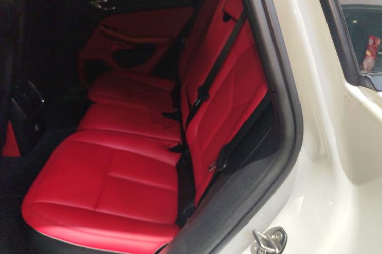 Used Porsche Macan 2020 Macan 2.0T Left Rear Seat