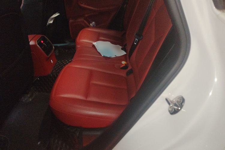 Used Porsche Macan 2020 Macan 2.0T Left Rear Seat