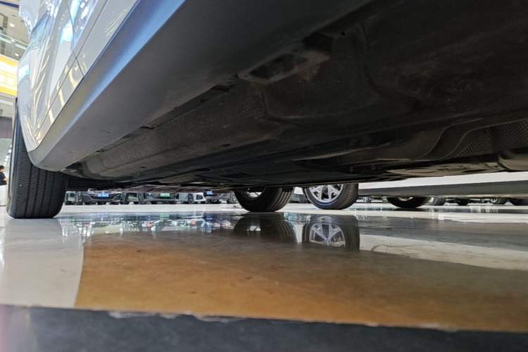 Used Porsche Macan 2020 Macan S 3.0T Left Side Sill