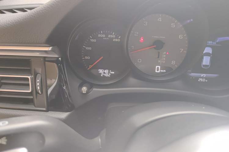 Used Porsche Macan 2020 Macan S 3.0T Odometer Close Up