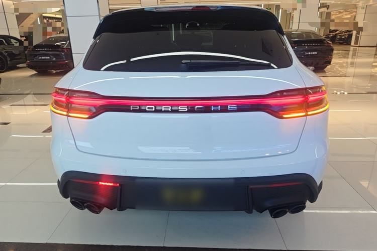 Used Porsche Macan 2020 Macan 2.0T Rear