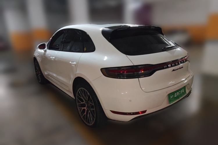 Used Porsche Macan 2020 Macan Turbo 2.9T Rear Left 45 Deg