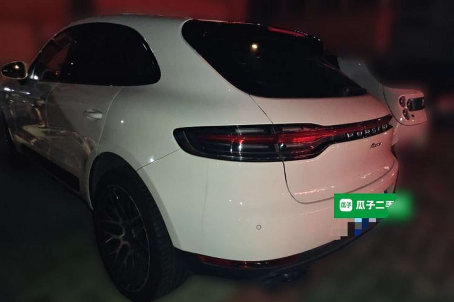 Used Porsche Macan 2020 Macan 2.0T Rear Left 45 Deg