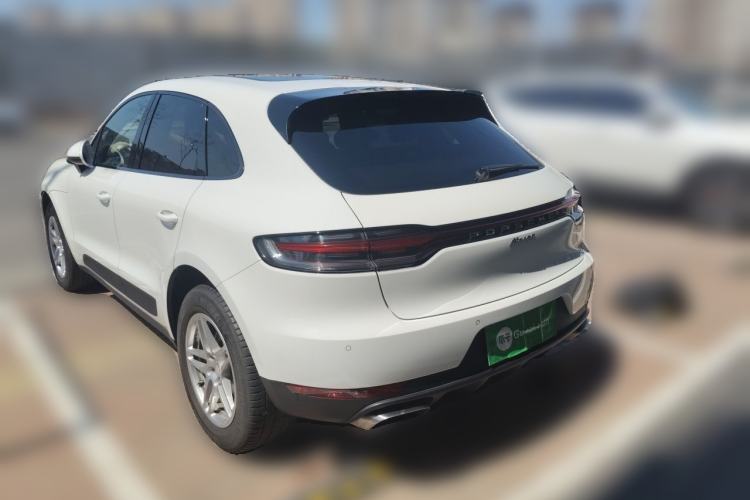 Used Porsche Macan 2020 Macan 2.0T Rear Left 45 Deg