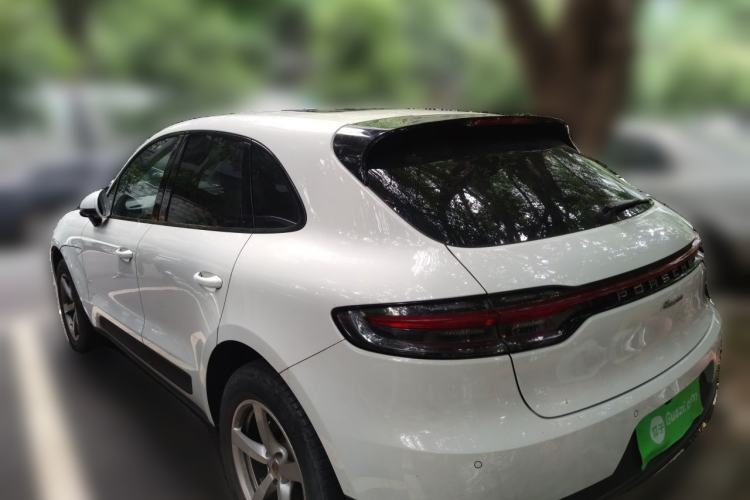 Used Porsche Macan 2020 Macan 2.0T Rear Left 45 Deg