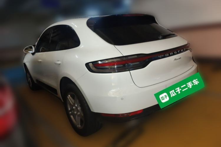 Used Porsche Macan 2020 Macan 2.0T Rear Left 45 Deg