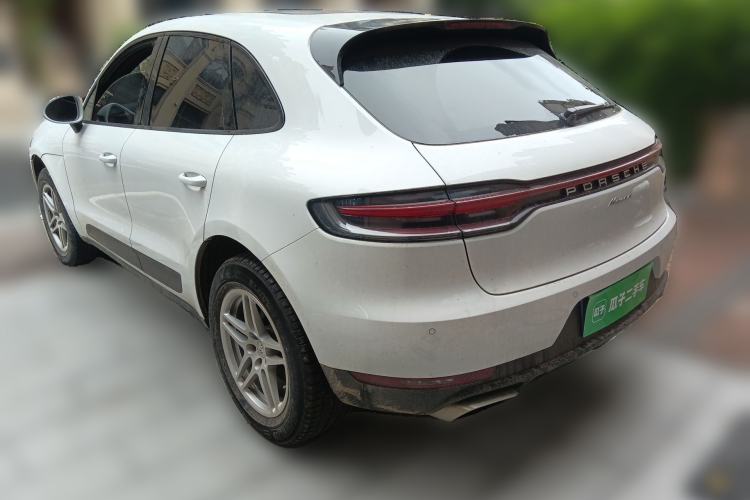 Used Porsche Macan 2020 Macan 2.0T Rear Left 45 Deg