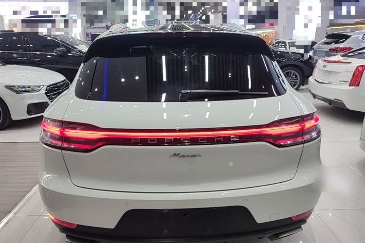 Used Porsche Macan 2020 Macan 2.0T Rear