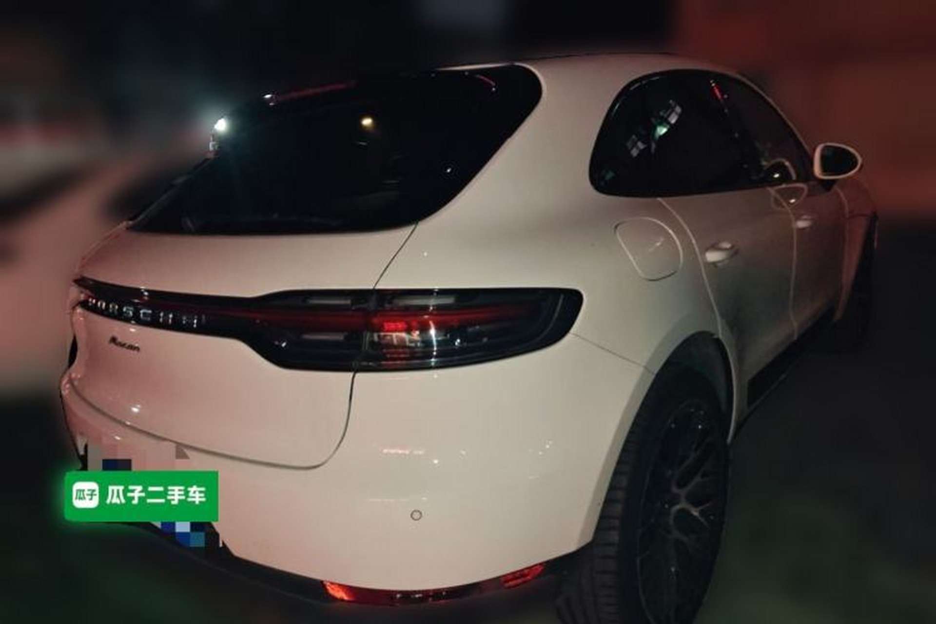 Used Porsche Macan 2020 Macan 2.0T Rear Right 45 Deg