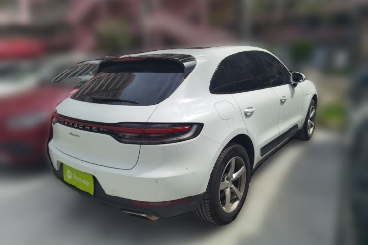 Used Porsche Macan 2020 Macan 2.0T Rear Right 45 Deg