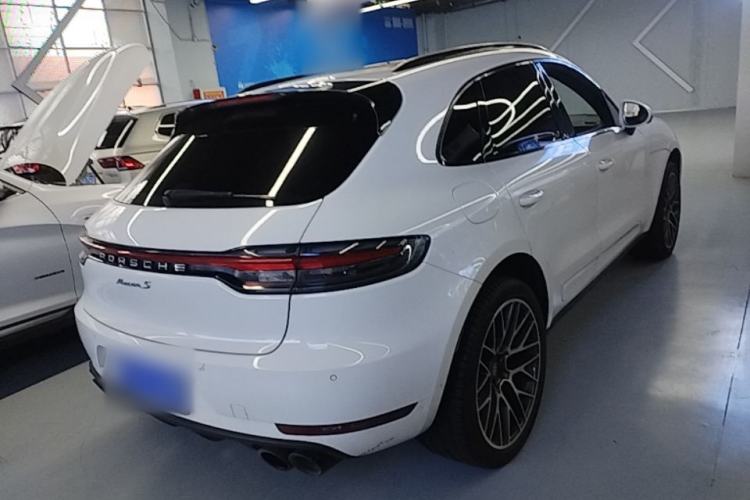 Used Porsche Macan 2020 Macan S 3.0T Rear Right 45 Deg