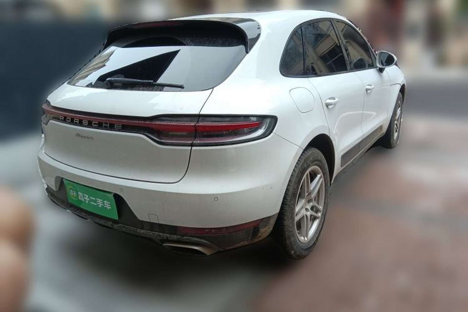 Used Porsche Macan 2020 Macan 2.0T Rear Right 45 Deg