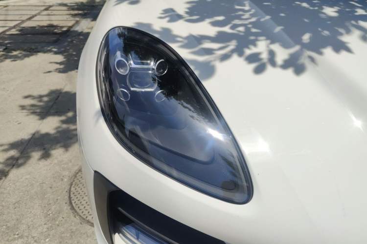 Used Porsche Macan 2020 Macan 2.0T Right Front Headlight