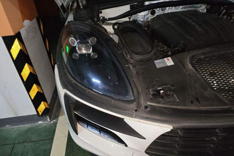 Used Porsche Macan 2020 Macan 2.0T Right Front Headlight