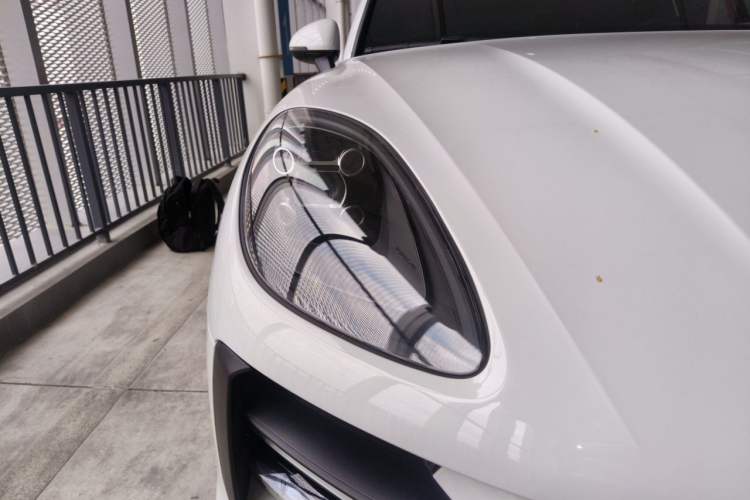 Used Porsche Macan 2020 Macan 2.0T Right Front Headlight