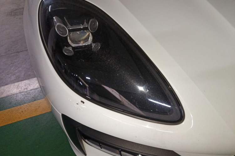 Used Porsche Macan 2020 Macan 2.0T Right Front Headlight