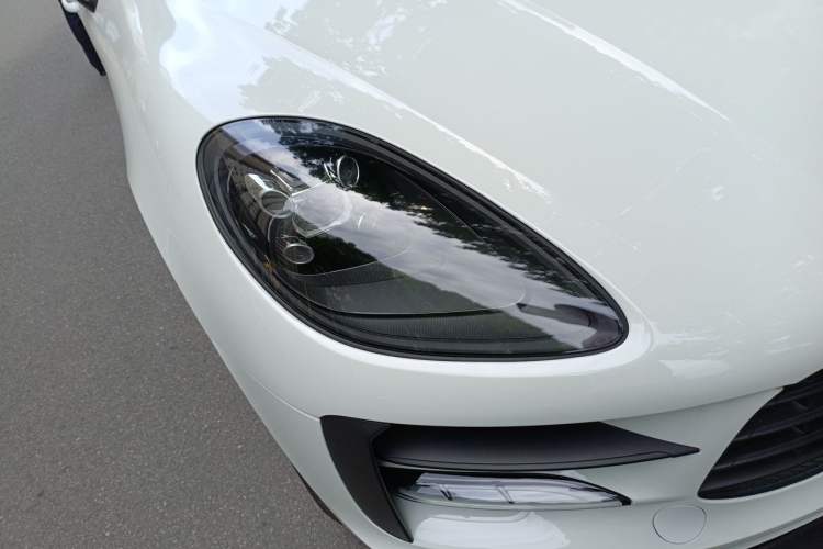 Used Porsche Macan 2020 Macan 2.0T Right Front Headlight