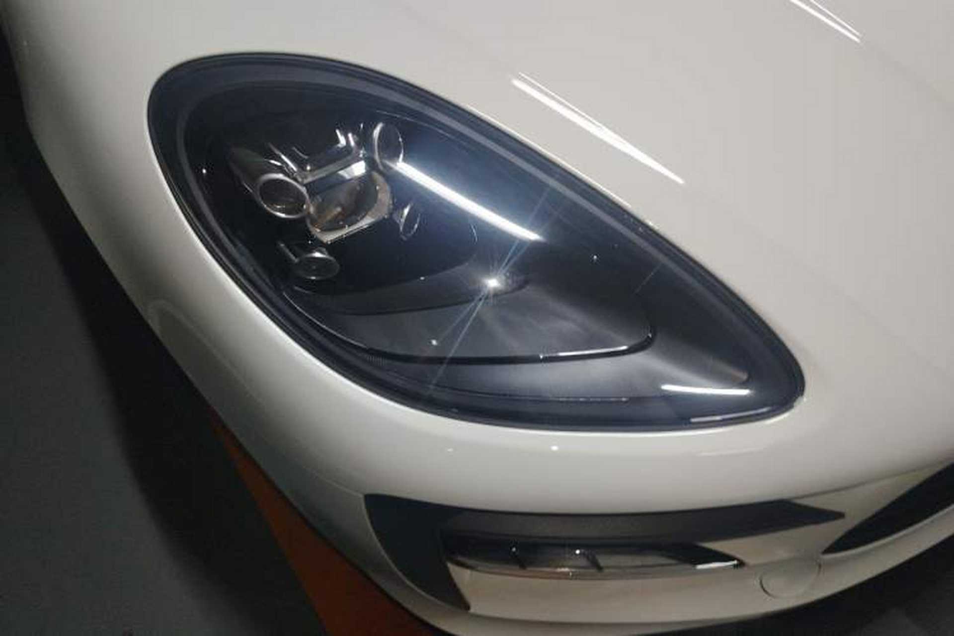 Used Porsche Macan 2020 Macan 2.0T Right Front Headlight