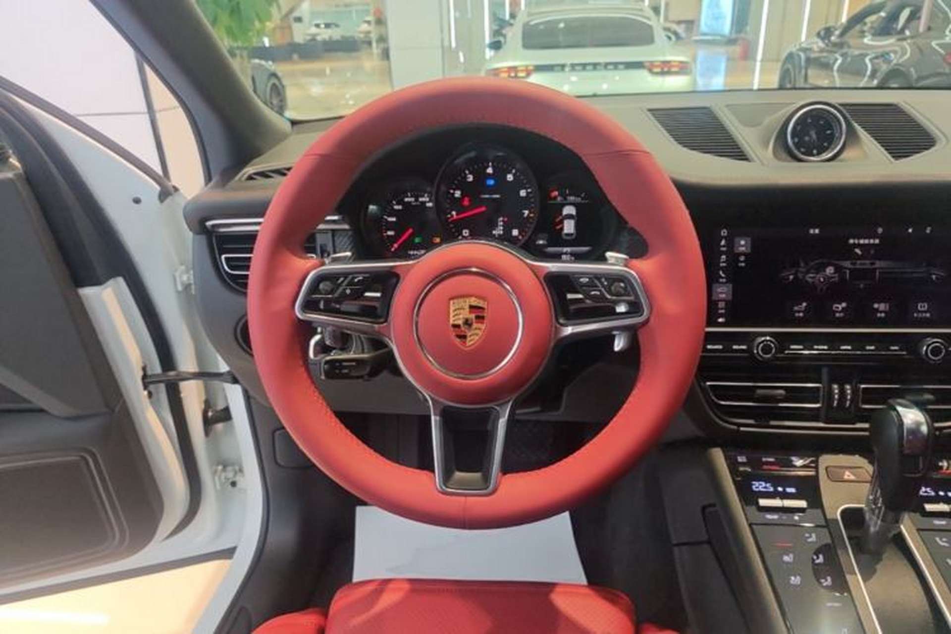 Used Porsche Macan 2020 Macan 2.0T Steering Wheel