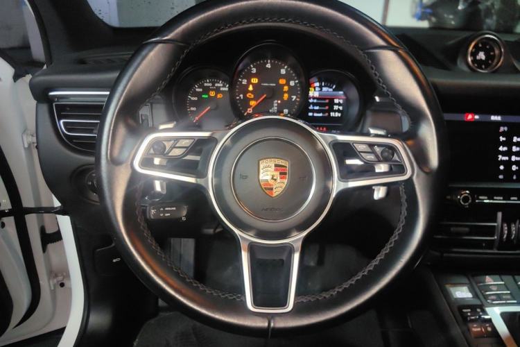 Used Porsche Macan 2020 Macan 2.0T Steering Wheel