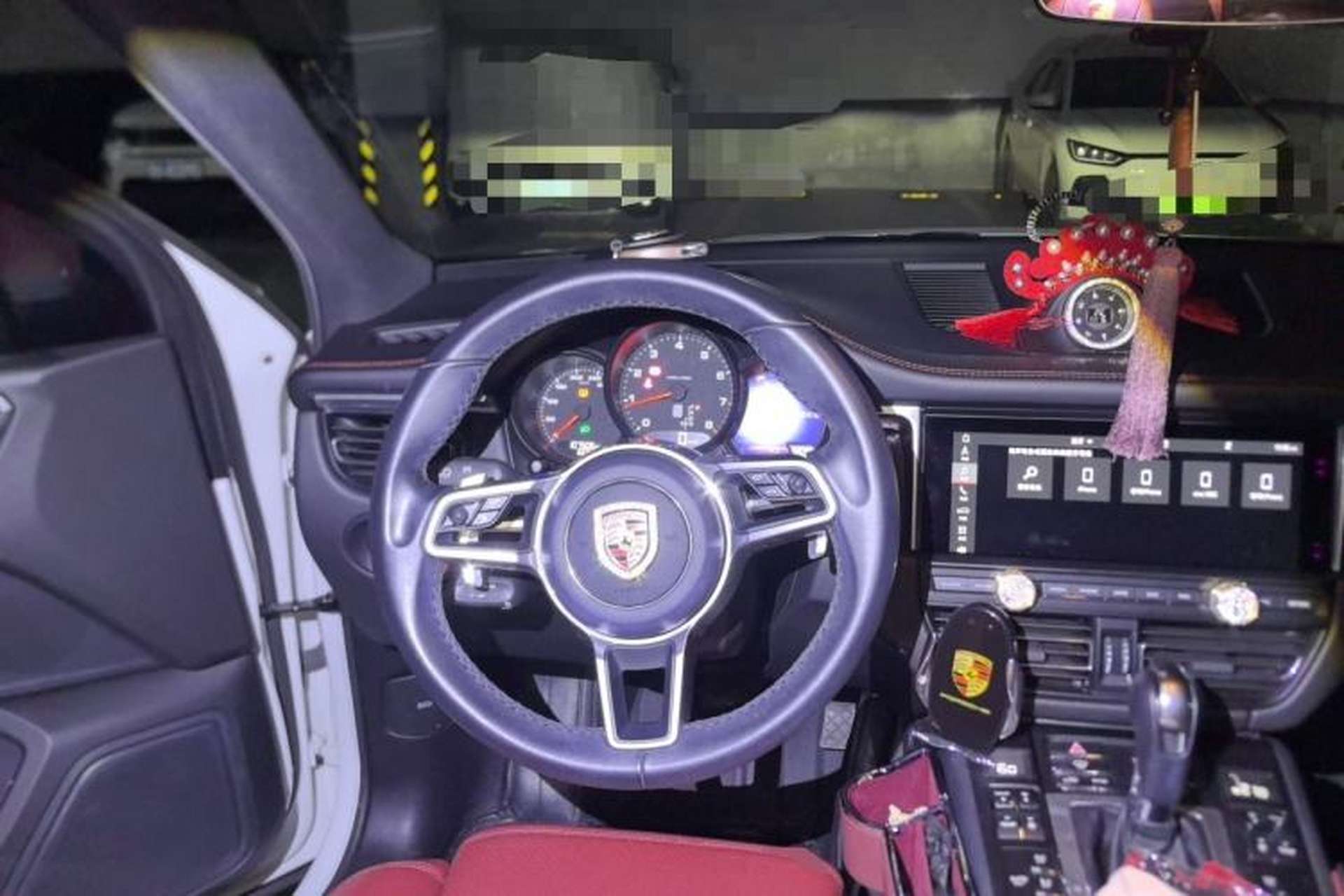 Used Porsche Macan 2020 Macan 2.0T Steering Wheel