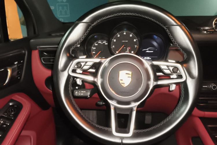 Used Porsche Macan 2020 Macan 2.0T Steering Wheel