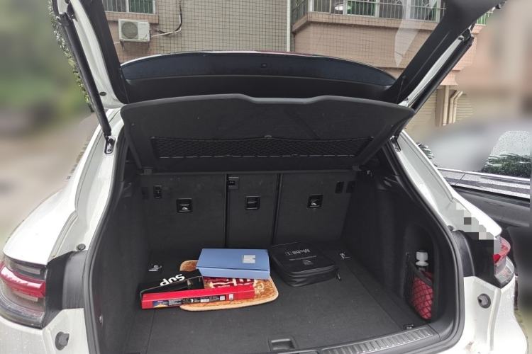 Used Porsche Macan 2020 Macan 2.0T Trunk
