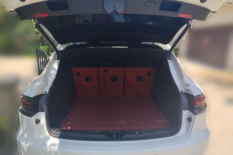 Used Porsche Macan 2020 Macan 2.0T Trunk
