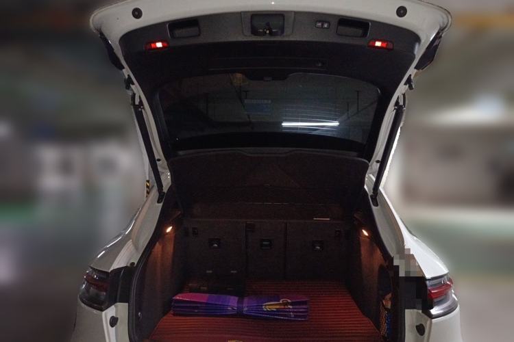 Used Porsche Macan 2020 Macan 2.0T Trunk