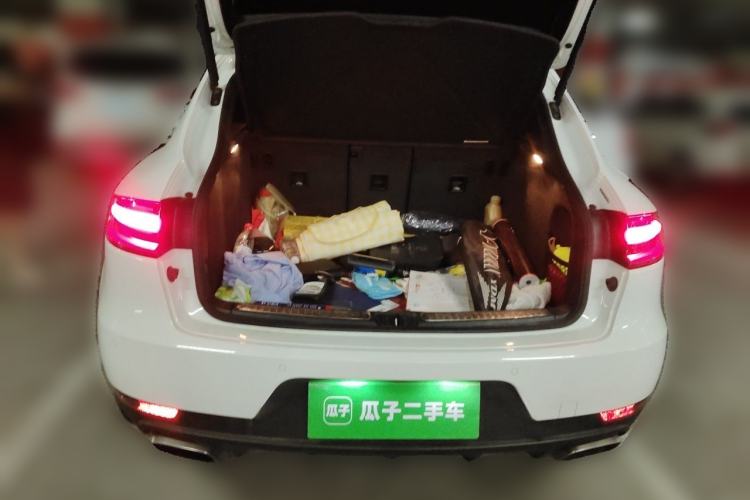 Used Porsche Macan 2020 Macan 2.0T Trunk