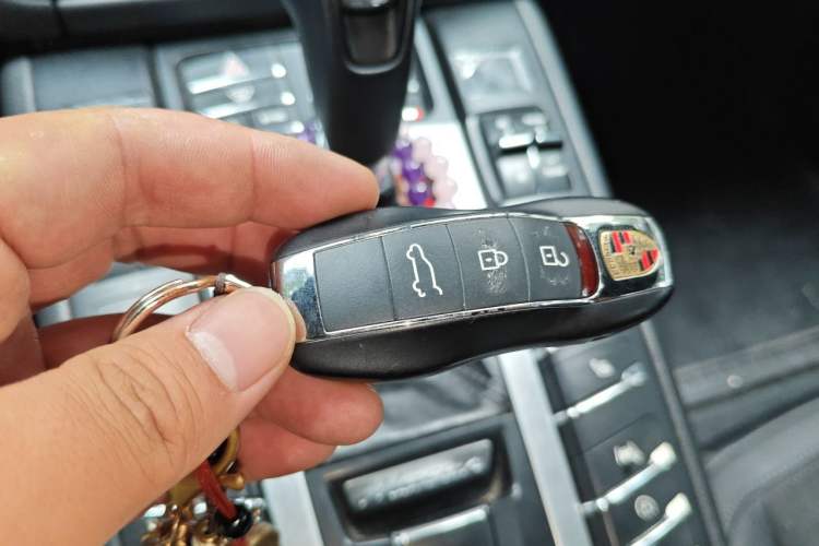 Used Porsche Macan 2020 Macan 2.0T Vehicle Key