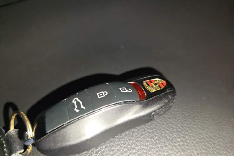 Used Porsche Macan 2020 Macan 2.0T Vehicle Key