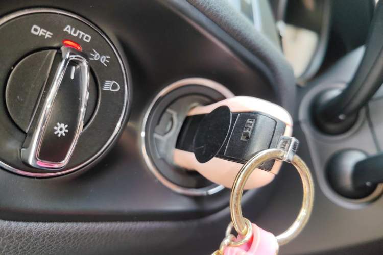 Used Porsche Macan 2020 Macan 2.0T Vehicle Key