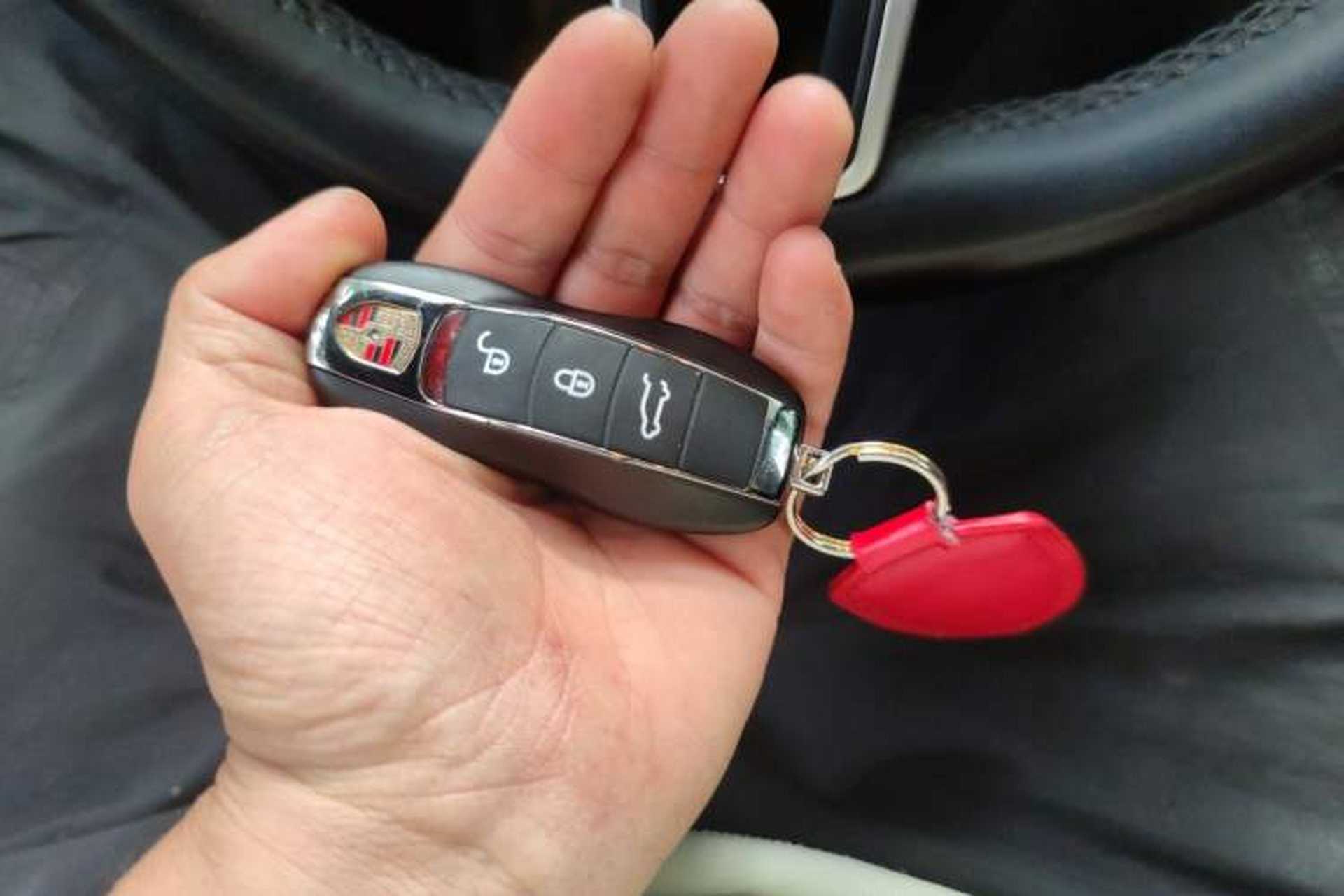 Used Porsche Macan 2020 Macan 2.0T Vehicle Key