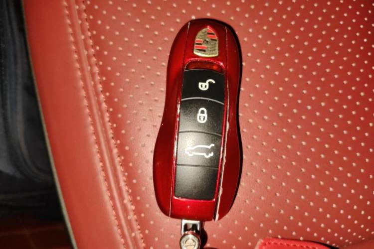 Used Porsche Macan 2020 Macan 2.0T Vehicle Key