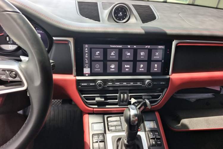 Used Porsche Macan 2021 Macan 2.0T Audio And AC Panel