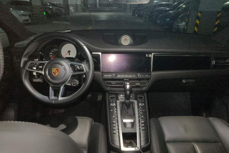 Used Porsche Macan 2021 Macan S 3.0T Center Console