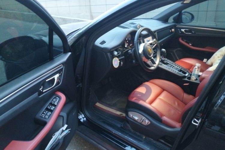 Used Porsche Macan 2021 Macan 2.0T Driver Seat